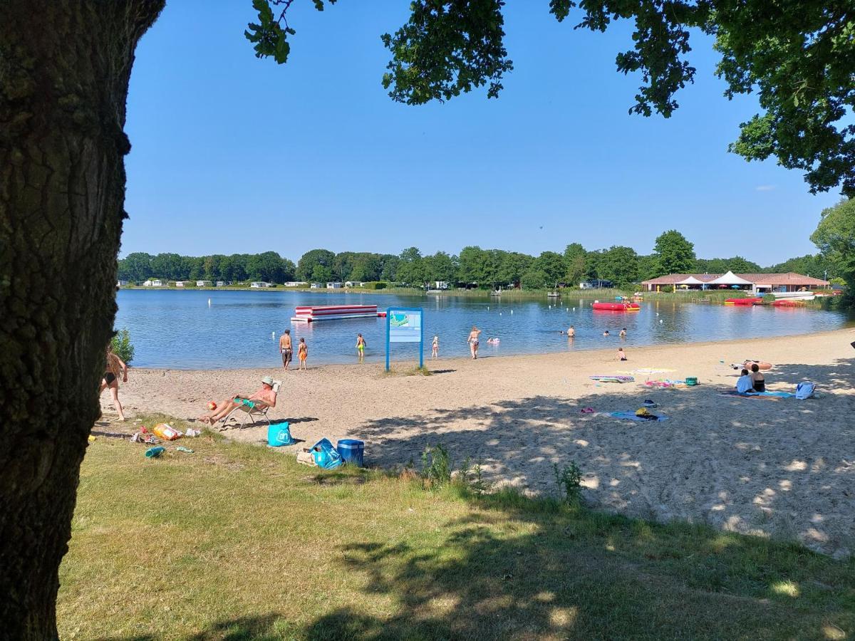 Gezellig Chalet Op Een Prachtige Plek In Drenthe Met Vrij Uitzicht Villa Tynaarlo Luaran gambar